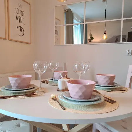 Eastside Apartments-apartament Nr 6 * Świeradów-Zdrój