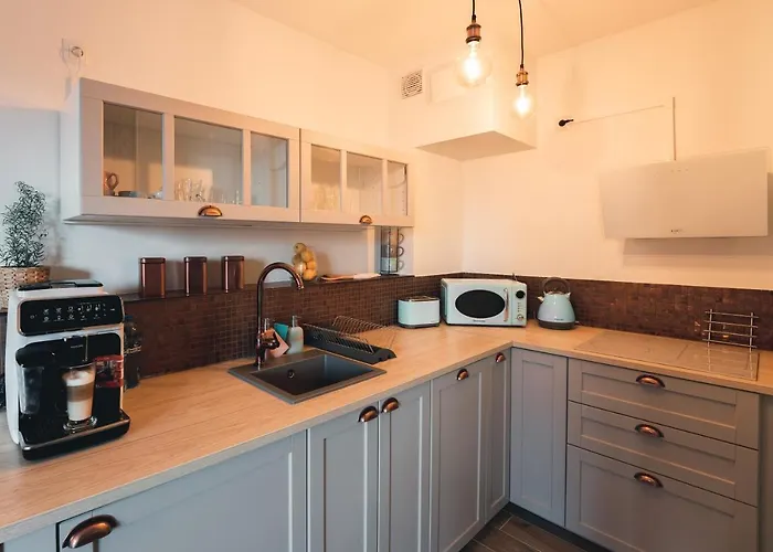 Apartment Eastside Apartments-apartament Nr 6 *