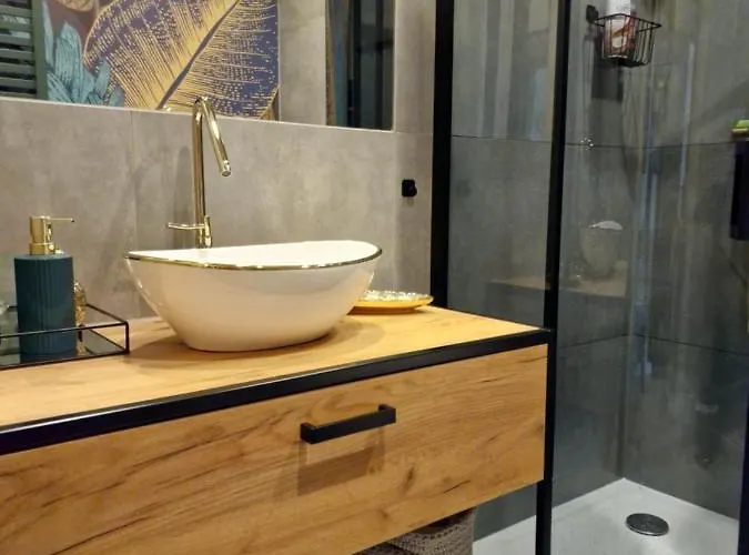 Apartamento Eastside Apartments-apartament Nr 6 *